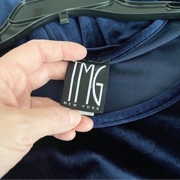 TMG New York Dress Women's Size S Blue Velvet Hi-Low Hem Short Sleeve Fit Flare - Picture 6 of 6